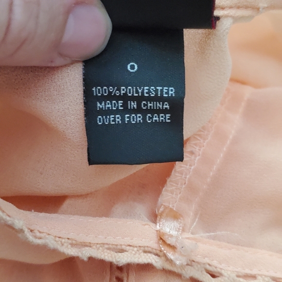 🌟 3 for $15 Deal! 🌟Torrid peach pink sheer white lace blouse 0 - Picture 7 of 7